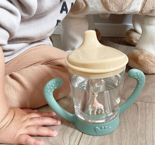 VULLI Sophie la Girafe tazza antigoccia con beccuccio 180 ml 6 m+