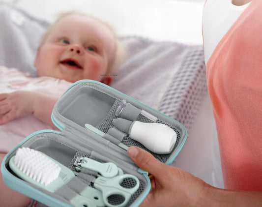 PHILIPS AVENT SCH401/00 babaápolási készlet 9 dbos + tok