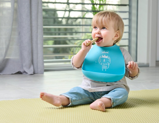 CHICCO Easy Start set silicon bol linguriță bavetă