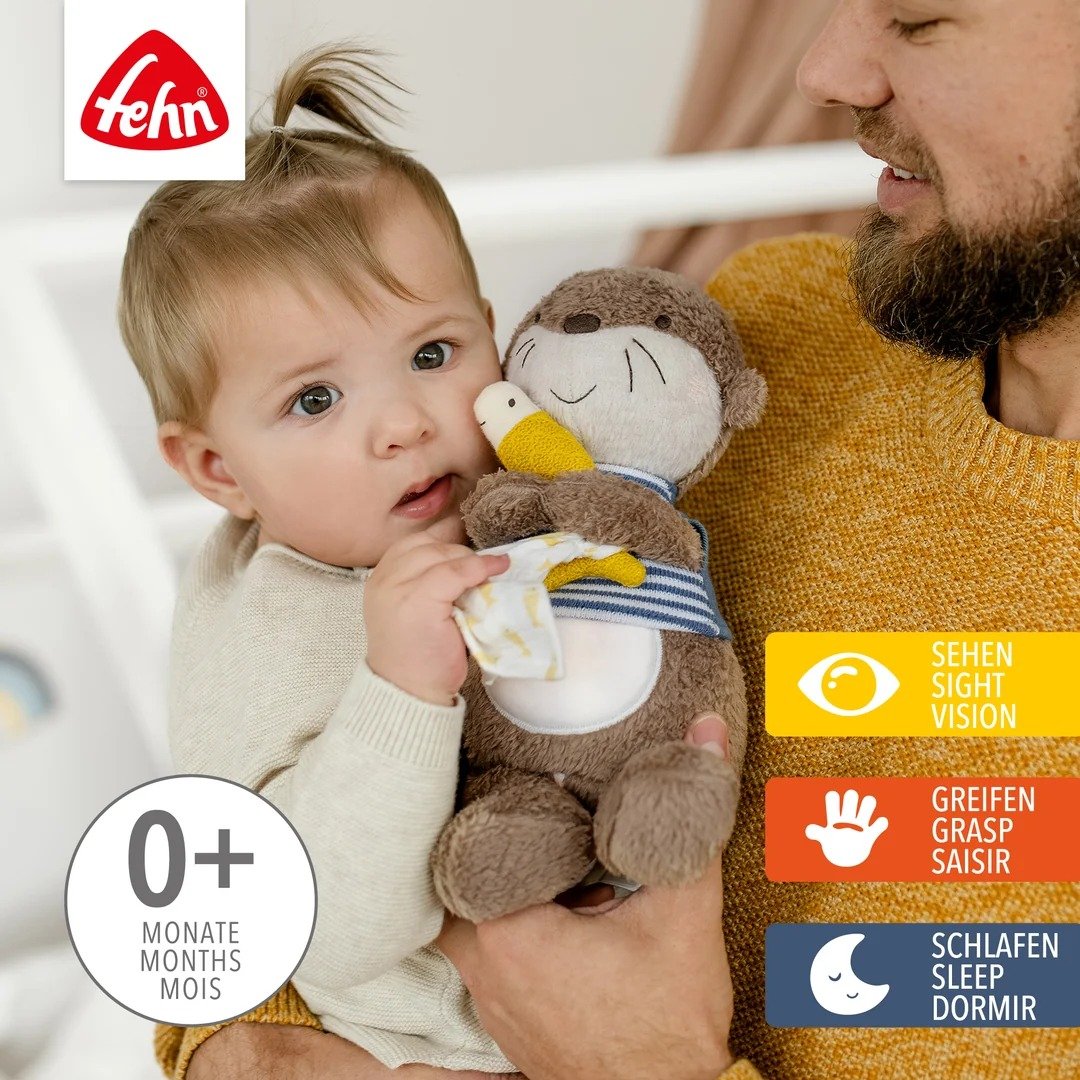 Fehn лампа за нощно шкафче и плюшена играчка видра