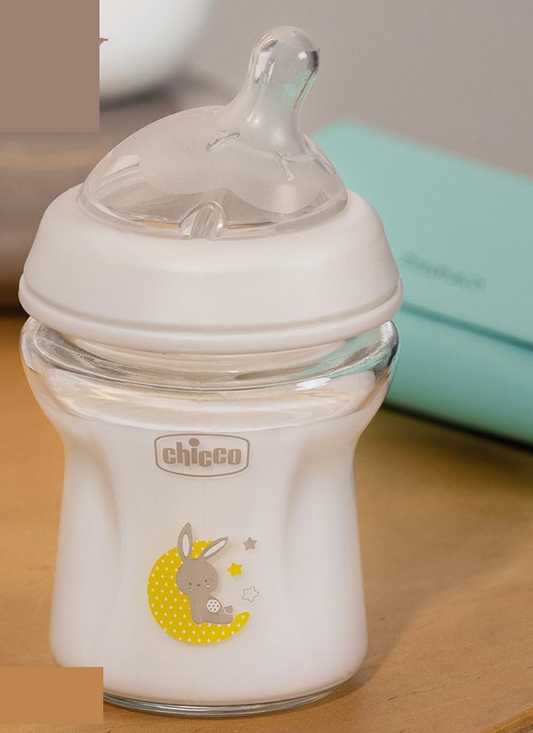 CHICCO NaturalFeeling SZKLANA butelka 150 ml 0+ wolny przepływ