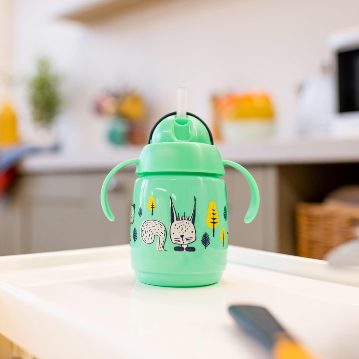 TOMMEE TIPPEE Superstar kubek niekapek 300 ml 6 m+