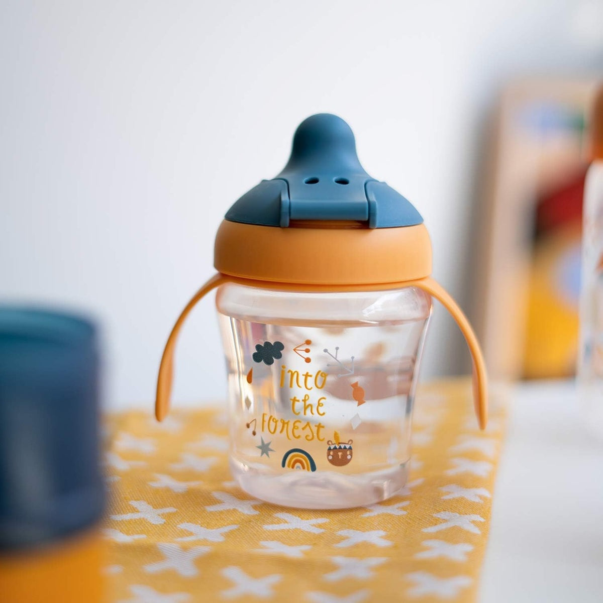 SUAVINEX Learning Cup kubek niekapek z twardym ustnikiem 200 ml 6 m+