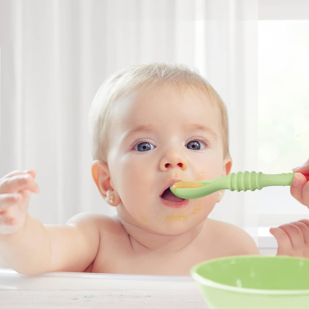 VICLOON Sticky Spoon cucchiaino in silicone 2,5 x 10 cm 4 m+ verde