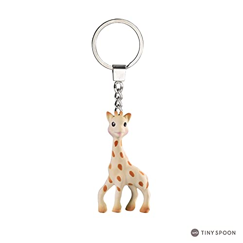 Brelok Sophie la girafe: mała żyrafa na łańcuszku z metalowym kółkiem do kluczy.