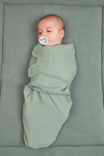 Meyco SwaddleMeyco babynest Forest Green 0-3 mån