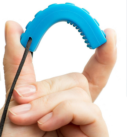 TILCARE Chew Chew beroligende bidering-halskæde 1,8 x 6,4 cm LILLA