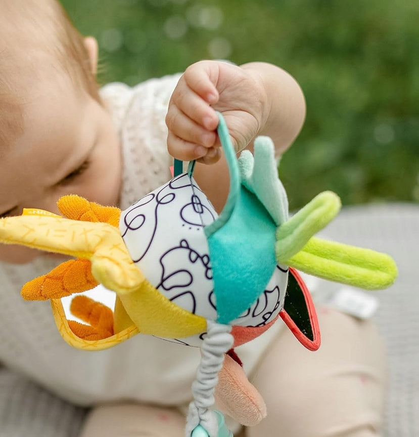 FEHN Dobabydoo barnvagns- och bilstolsleksak med pipljud och speglar, 23 cm