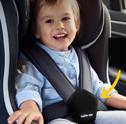 BUCKLE-UPP ochrana proti rozopnutiu pásov v autosedačke