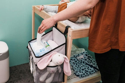 TOMMEE TIPPEE Easi Change składany organizer na stół do przewijania 38 cm