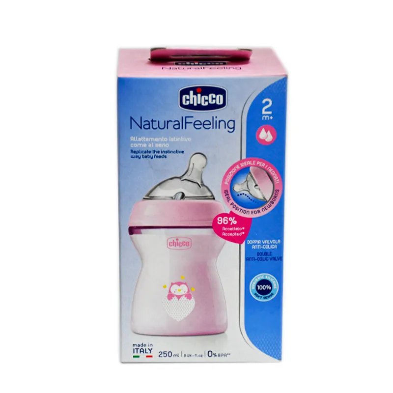 Chicco NaturalFeeling 250 ml 2m+ – różowa butelka z sówką w opakowaniu