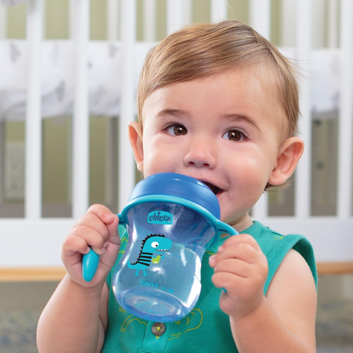 CHICCO Bicchiere di transizione con beccuccio e manici 200 ml 4 mesi+
