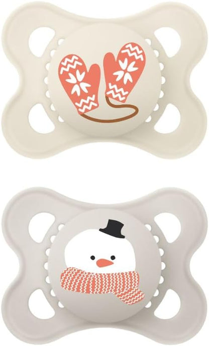 MAM Original Winter 2–6m – dwa smoczki z motywami rękawiczek i bałwana