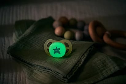 Philips Avent Ultra Start Night – zbliżenie smoczka z motywem gwiazdki